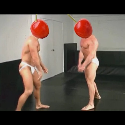 本格的 ガチムチさくらんぼレスリング