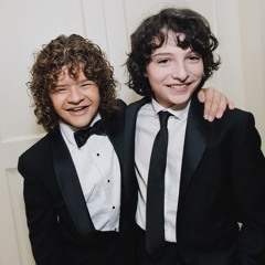 Gaten Matarazzo & Finn Wolfhard Talk 'Stranger Things' Season 1