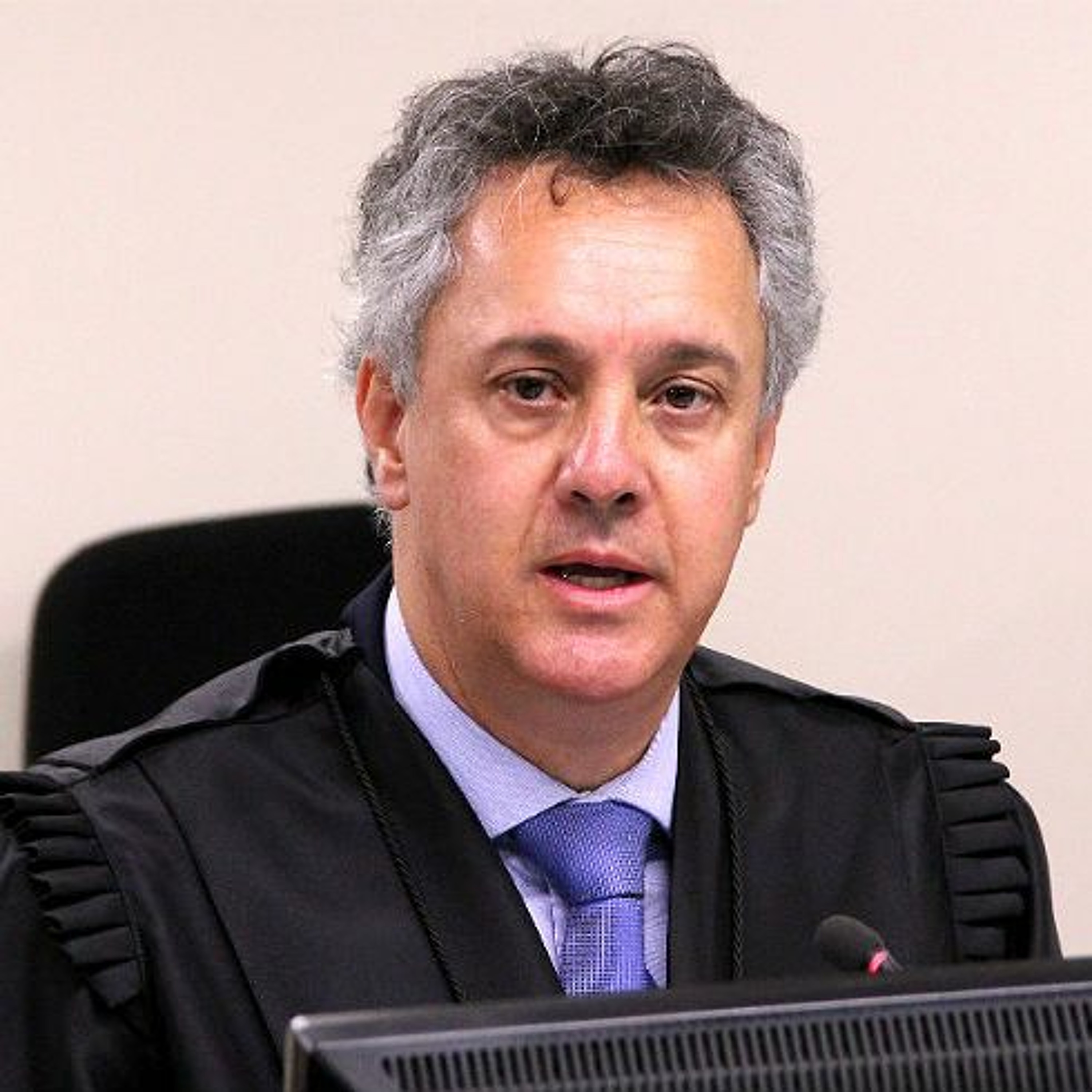 Carlos Galdino