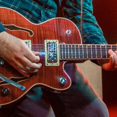 (House) Guitar Brotherhood