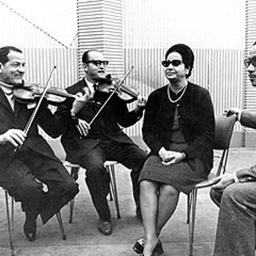 أم كلثوم.. ملئت لي درب الهوى بهجة