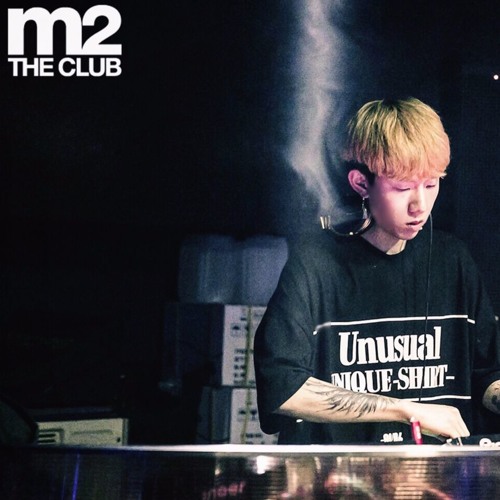 DJ MACKER - CLUB M2 LIVE MIXSET