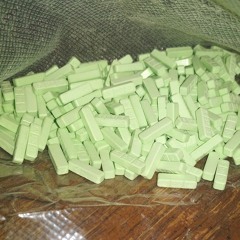 $TUCK OFF A BAR [SNEAK PEEK]
