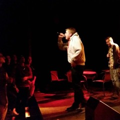 13 Gorilla Business - Der beste Tag Feat. Bassam Eldodo