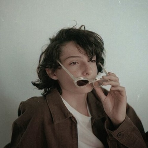 lowkey (headphones!!)