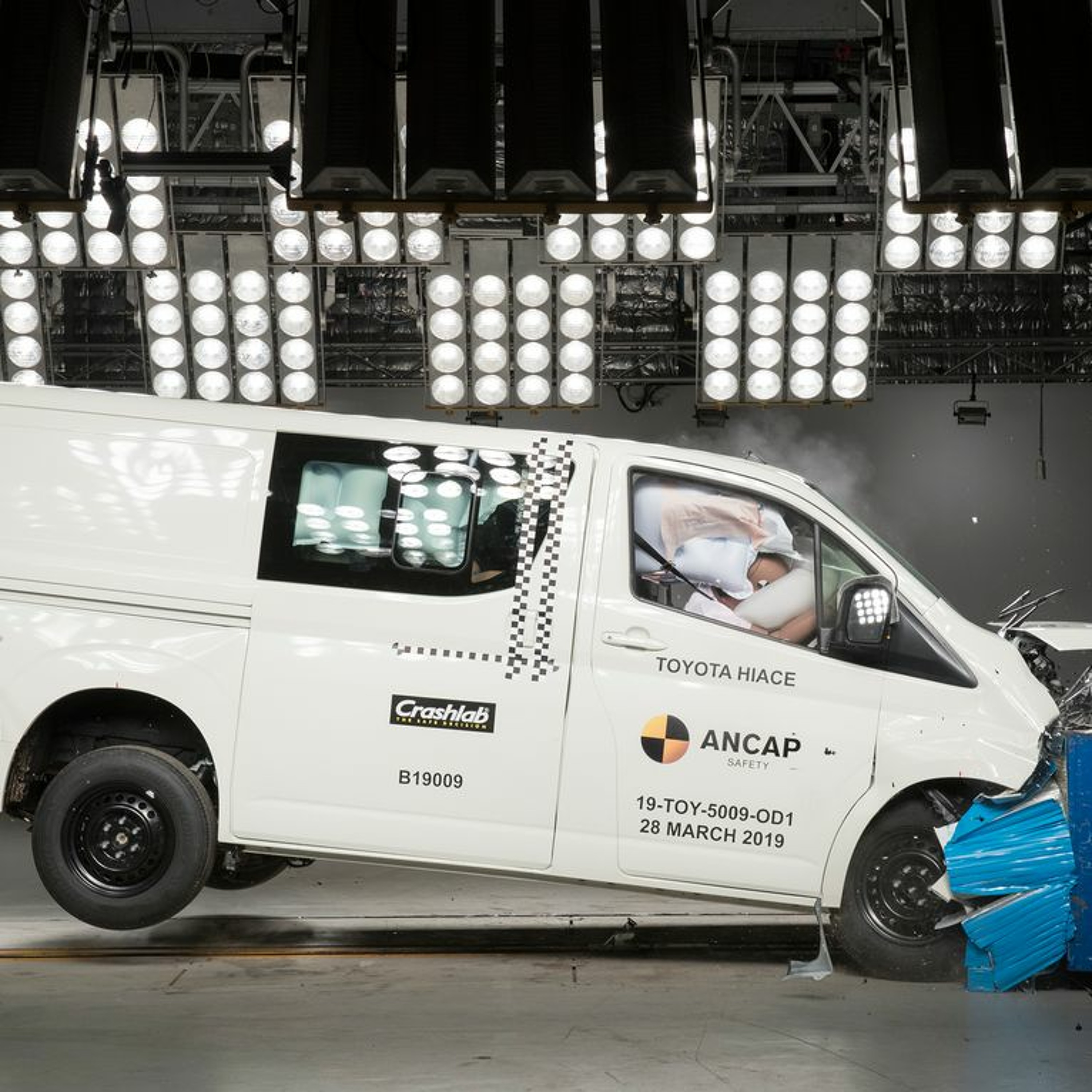 Overdrive (1hr) : Crash Tests, Meccano Set; BMW Z4; Range Rover PHEV thumbnail