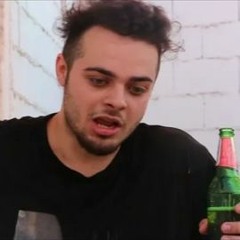 Codrin - Simt Nevoia Să Consum Alcool De Dimineață