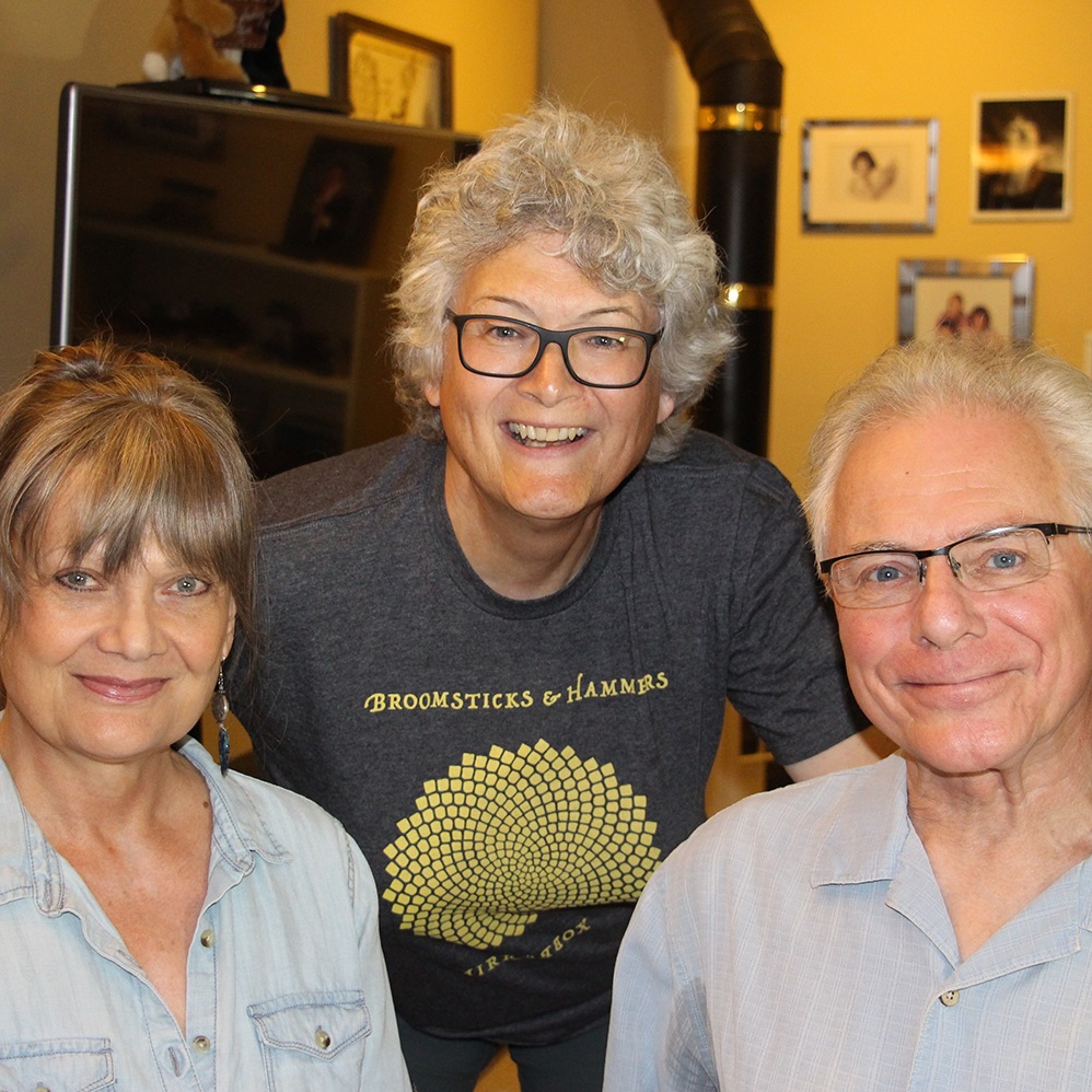 Folk Roots Radio... with Jan Hall