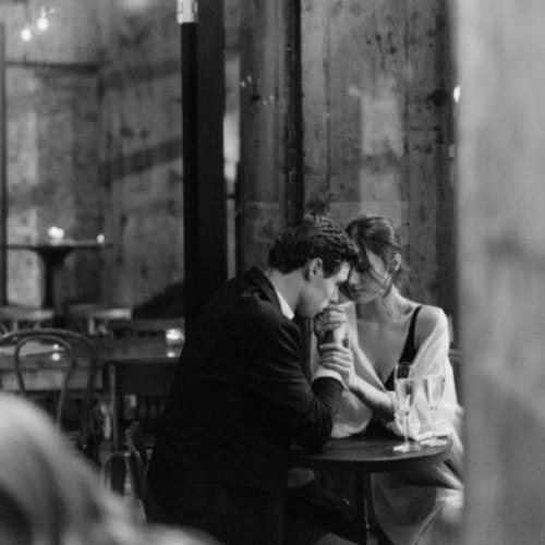 عسى قلبك على قلبي مثل ما هو على خبري