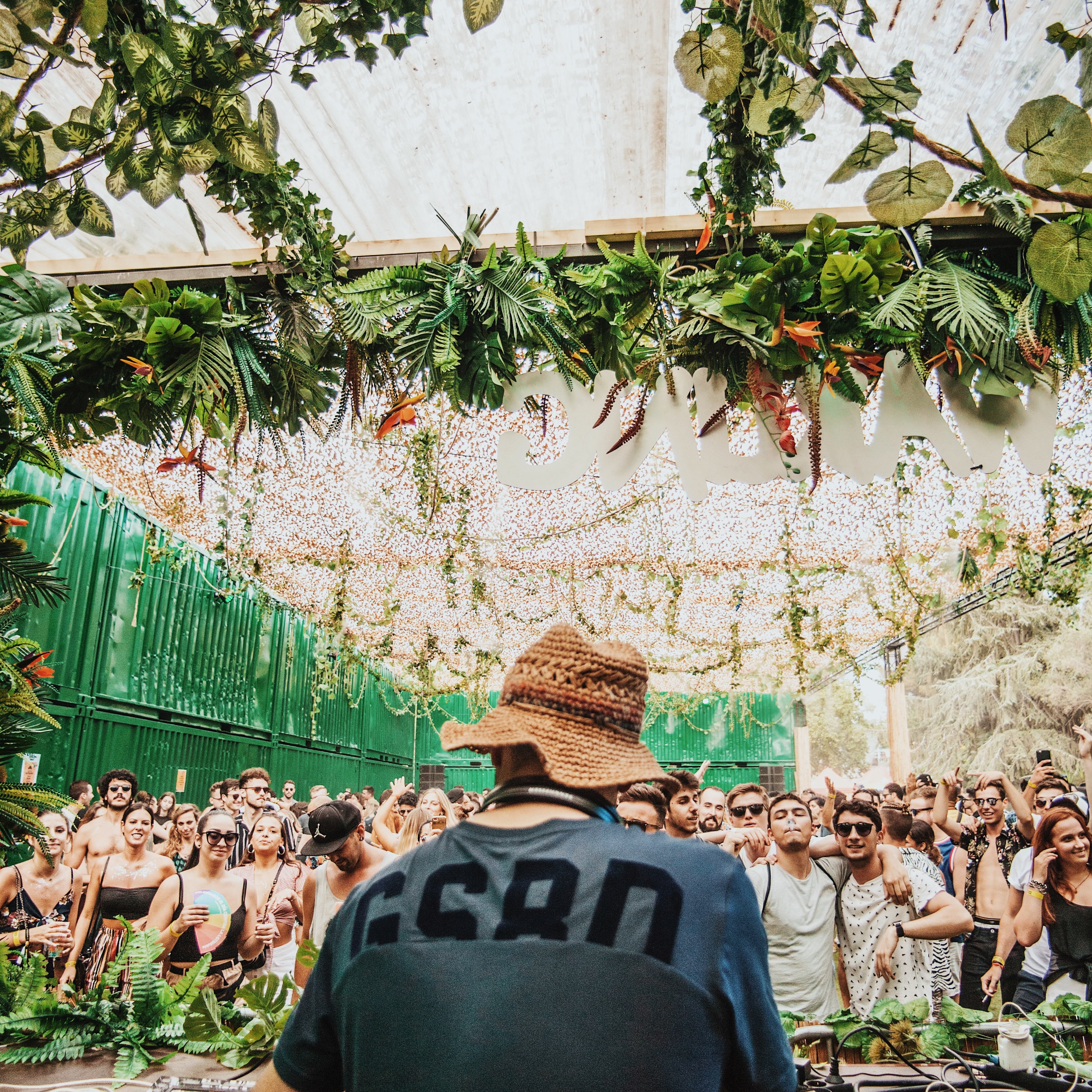 EURO.CUT.SERIES.11 Brunch In The Park (Barcelona, Spain) episode artwork