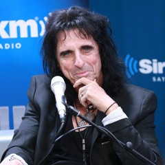 Alice Cooper on Hollywood Vampires "World's Most Expensive Bar Band" -- TRUNK NATION