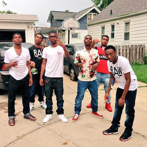 Switching Sides Ft. BellaireRo$eff