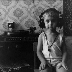 " CHILL ONE " radio station playlist Oct/2017:  ***** Live  ▂ ▃ ▅ ▆ chill-one.playtheradio.com
