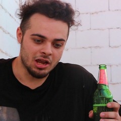 Codrin - Simt Nevoia Să Consum Alcool De Dimineață