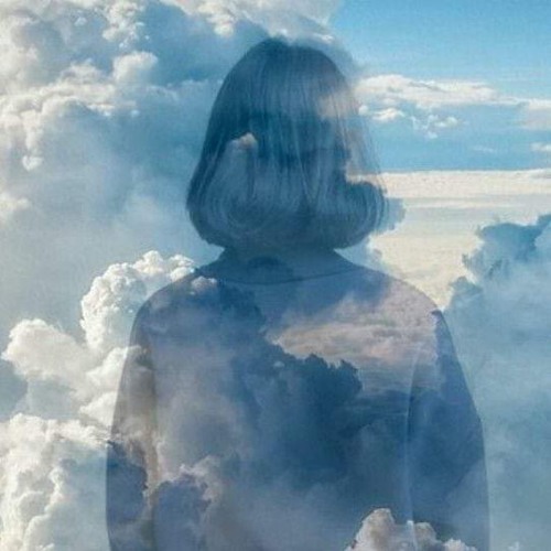 لأن هُناك شيئًا ما يُمكن فهمه دائمًا خلف الكلمات..