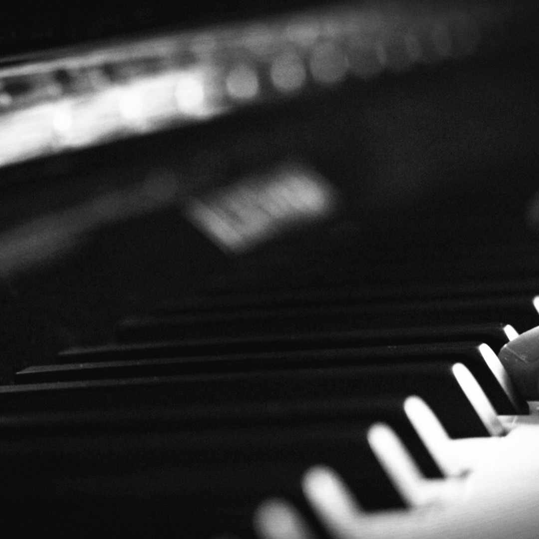 Stream Pain - Emotional & Sad Piano Song Instrumental by Jurrivh ...