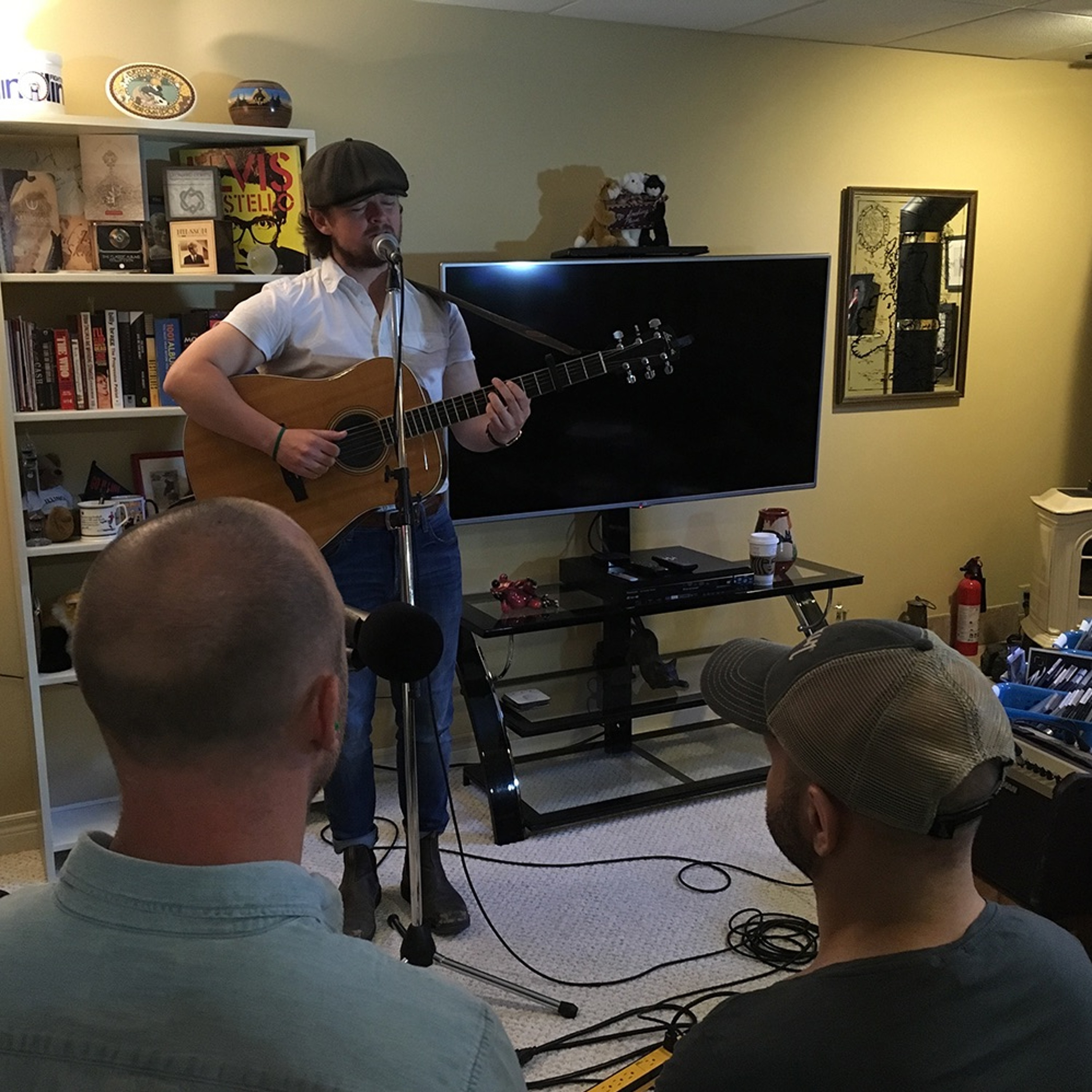 Folk Roots Radio... with Jan Hall