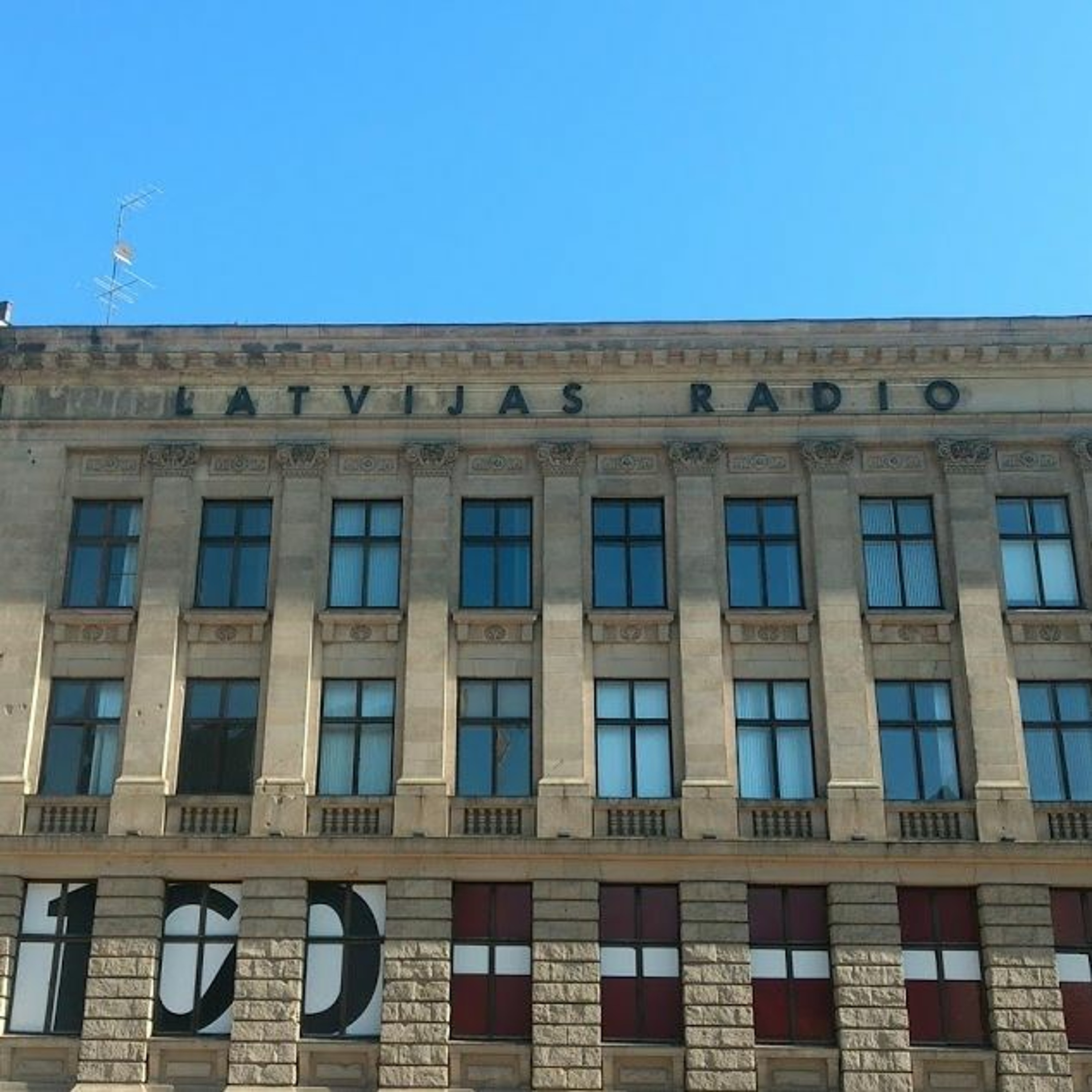 LW #39: Public Radio Predicaments and News from July 23rd - 29th, 2019 episode artwork