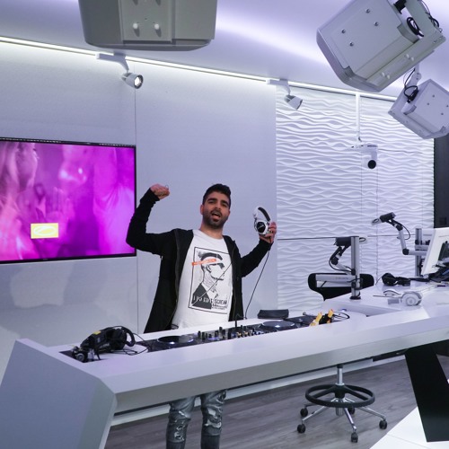 A State Of Trance Episode 924 XXL - Blastoyz [#ASOT924] – Armin van Buuren