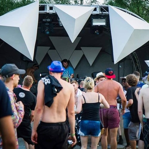 Back2Front HardTrance Classic Bangers(Tearout Fest Set)