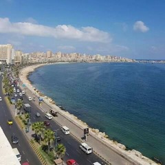 يا بتفكر يا بتحس شرين