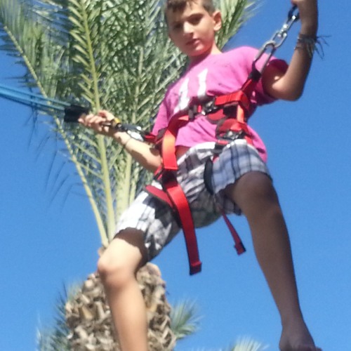 בת זונה פסנתר