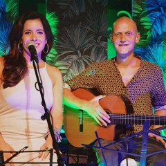 Gallo Rojo Gallo Negro - Dúo Aborá Cel