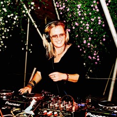 My RICCI Weekender (worldwide fm 12.18)