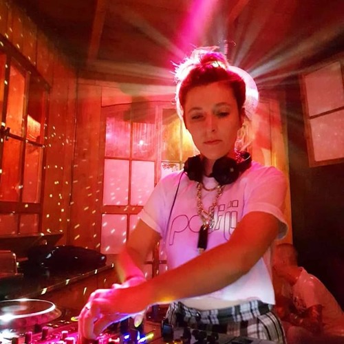 Waveform 054: Polli Ji