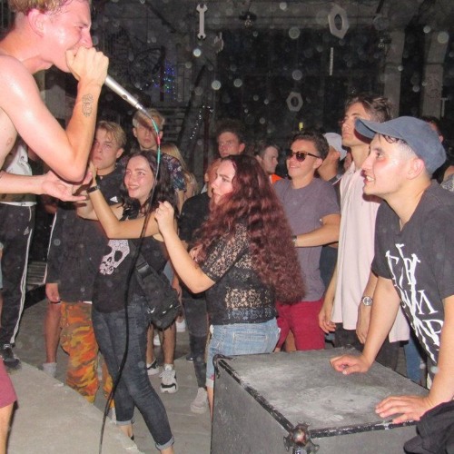 hoodrainer - THC (demo)