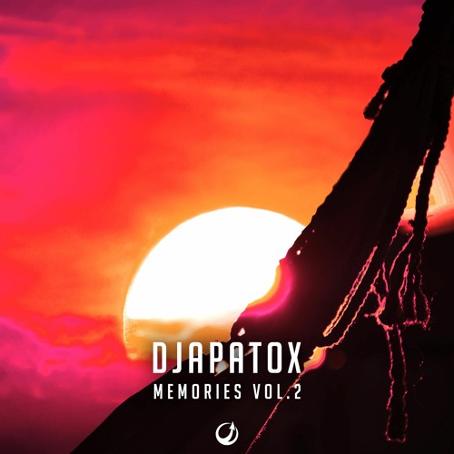 In Love With A Memory (Original Mix) FREE DOWNLOAD