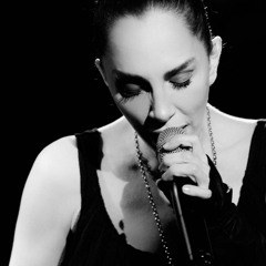 Sertab Erener - Yalnızlık Senfonisi Akustik