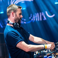 Paul Thomas presents UV Radio 096