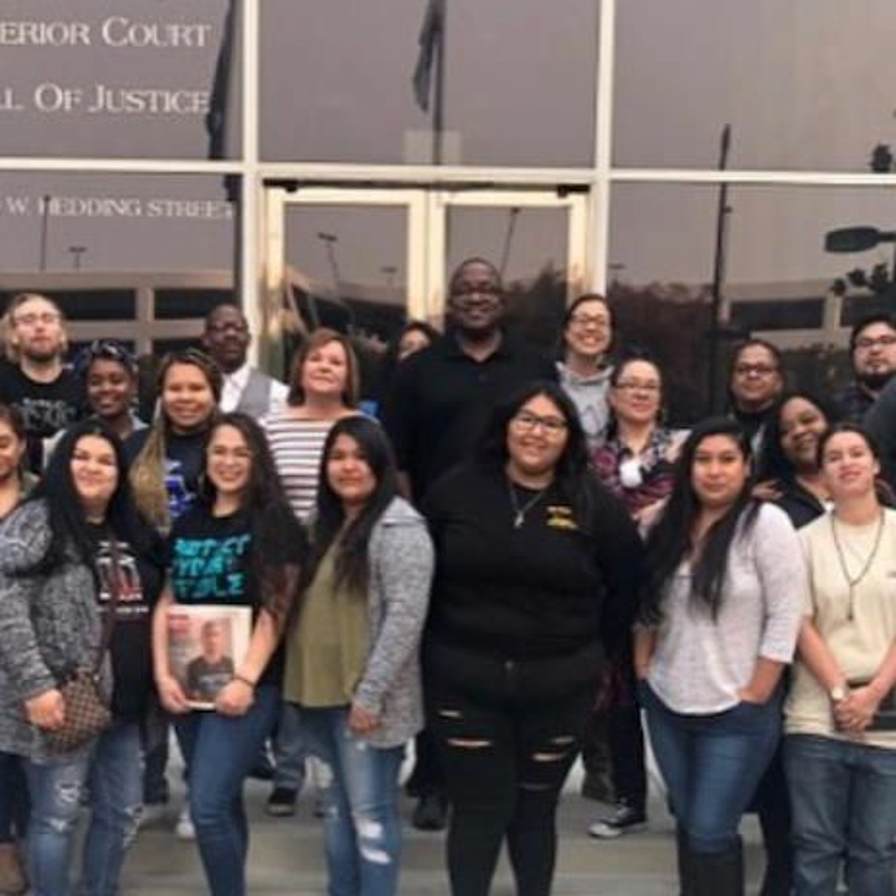 'Participatory Defense' Trains Families To Fight Back Against The Justice System episode artwork