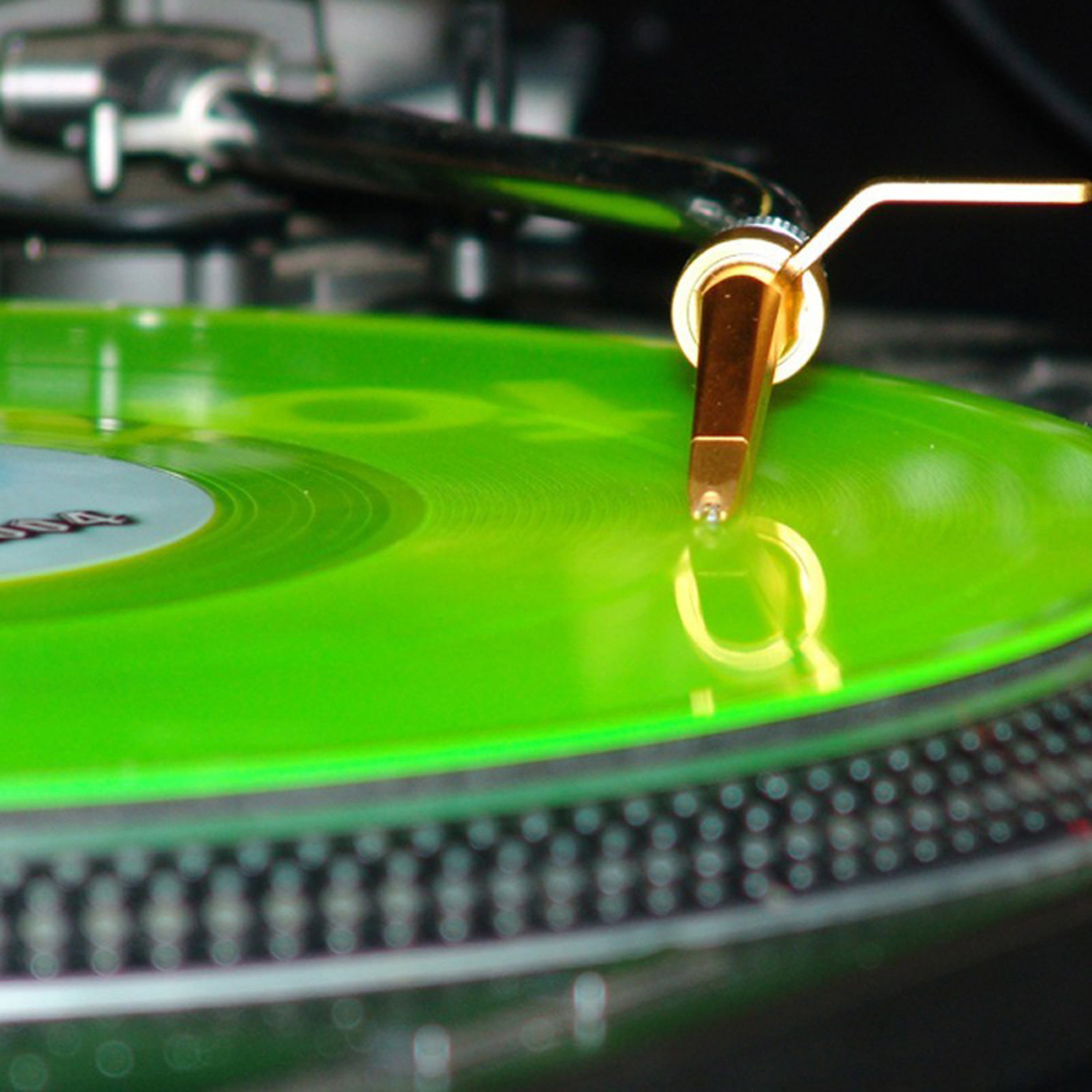 DJ Frankie Dee