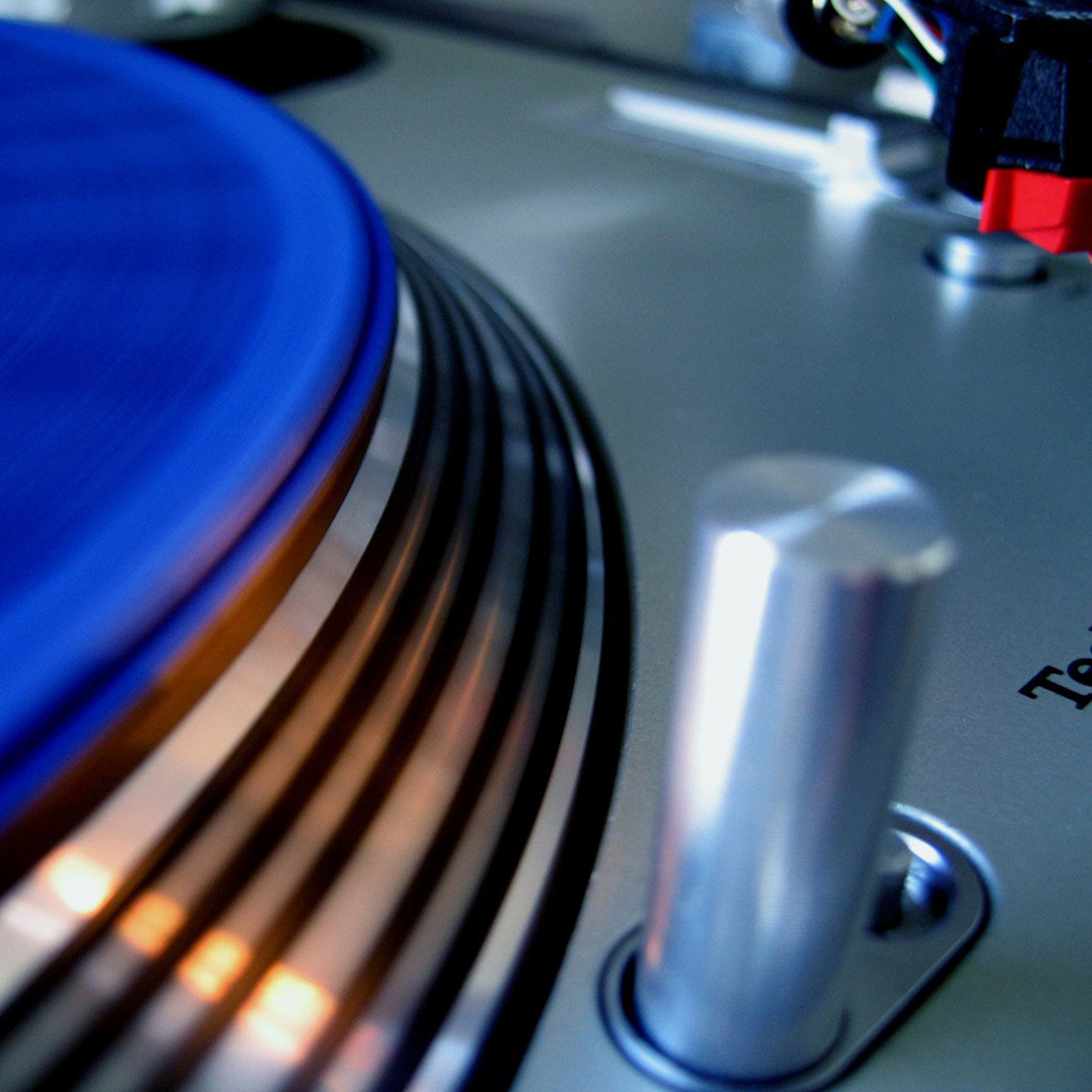 DJ Frankie Dee