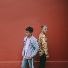 Tôn Hùng ft Nguyễn Công- Gã Mộng Du