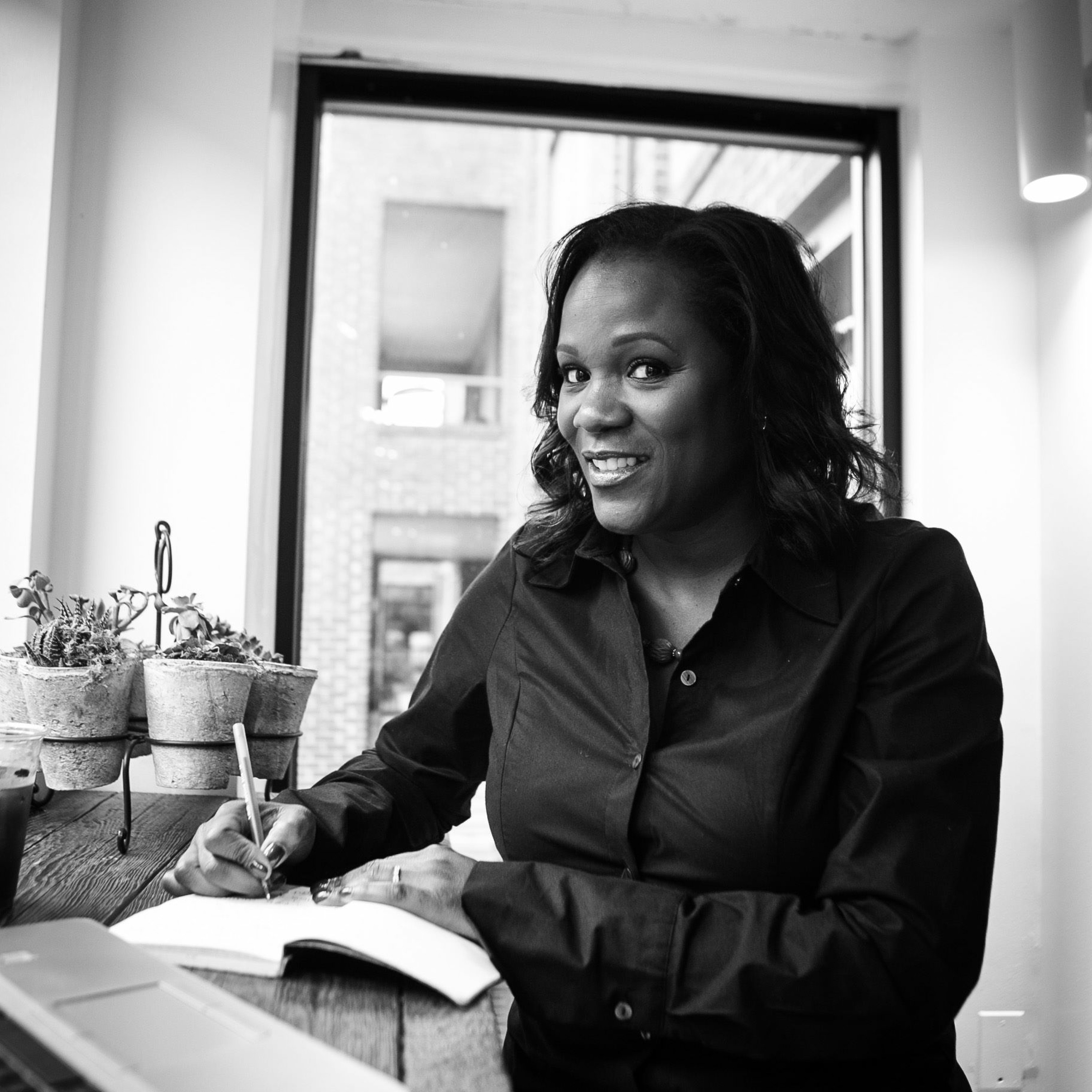 EP 17 - Dannielle Hawk - Host - Change Readiness Assessments