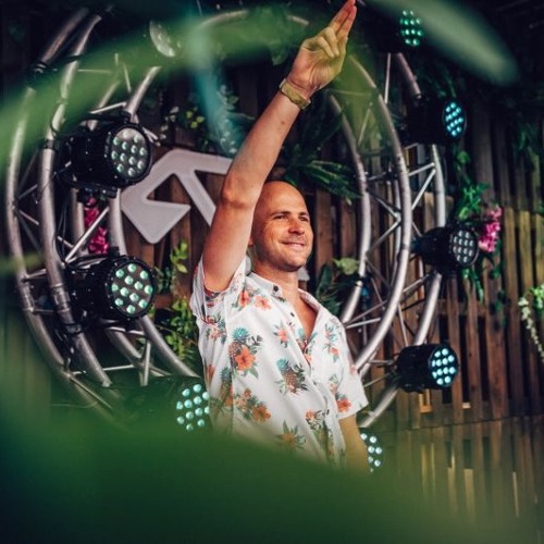 James Grant Anjunadeep Sets