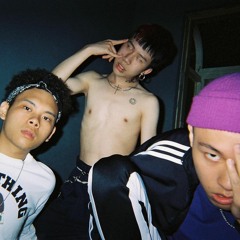 Dolphinboy-Eyez On Me 👀(Ft.Blue$y)