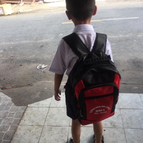 Mai Sang Sớm Di Học Ma Sao Bê Qua V