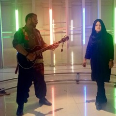 pakistani national songs mashup by  Sawaal Band (Iqra ARif & Faraz Siddiqui)