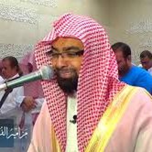 صرااخ أحد المصلين خلف الشيخ ناصر القطامي ( وَ بَرَزوا لله الوَاحِد القَهار)