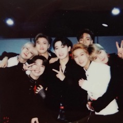 Monsta X - Polaroid