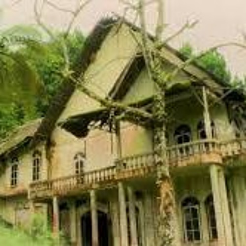 Kamu sebut mereka hantu? Aku sebut mereka teman