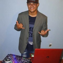 #MC FELIPE MENOR FEAT DJ ALL@N CHRI$TIAN BAILE DA PENHA PRODUTORA UNIVERSO DO SOM ($OM DAS COMUNIDADES.mp3