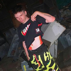 83 A BITCH Leaked by Bond