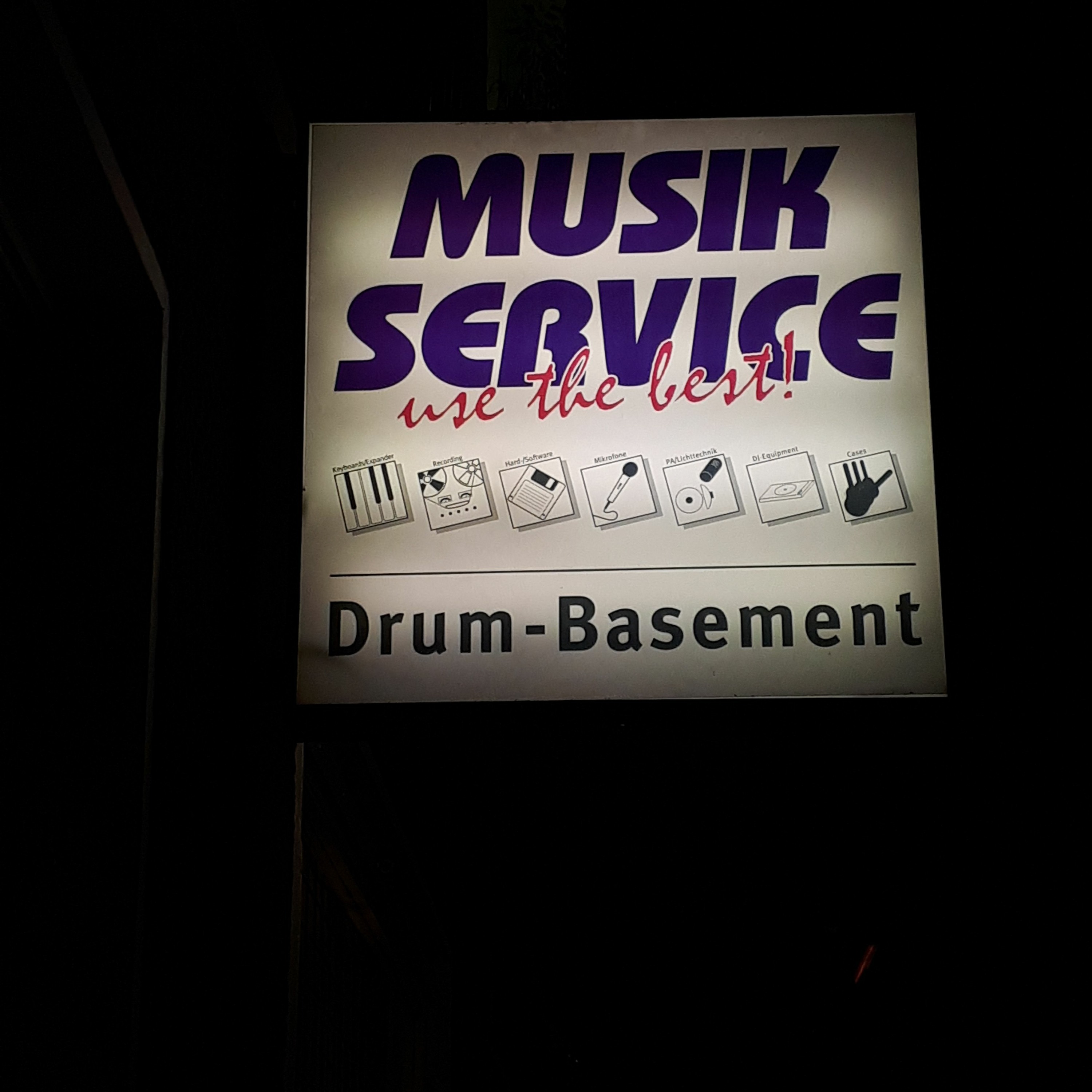 Vicky Clarke | SONAMB