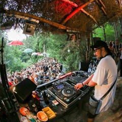 MAURICE LEROY @Waldlichtung Back 2 Nature 2019