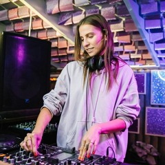 Yana Targamadze — DHM Podcast #761 (August 2019)